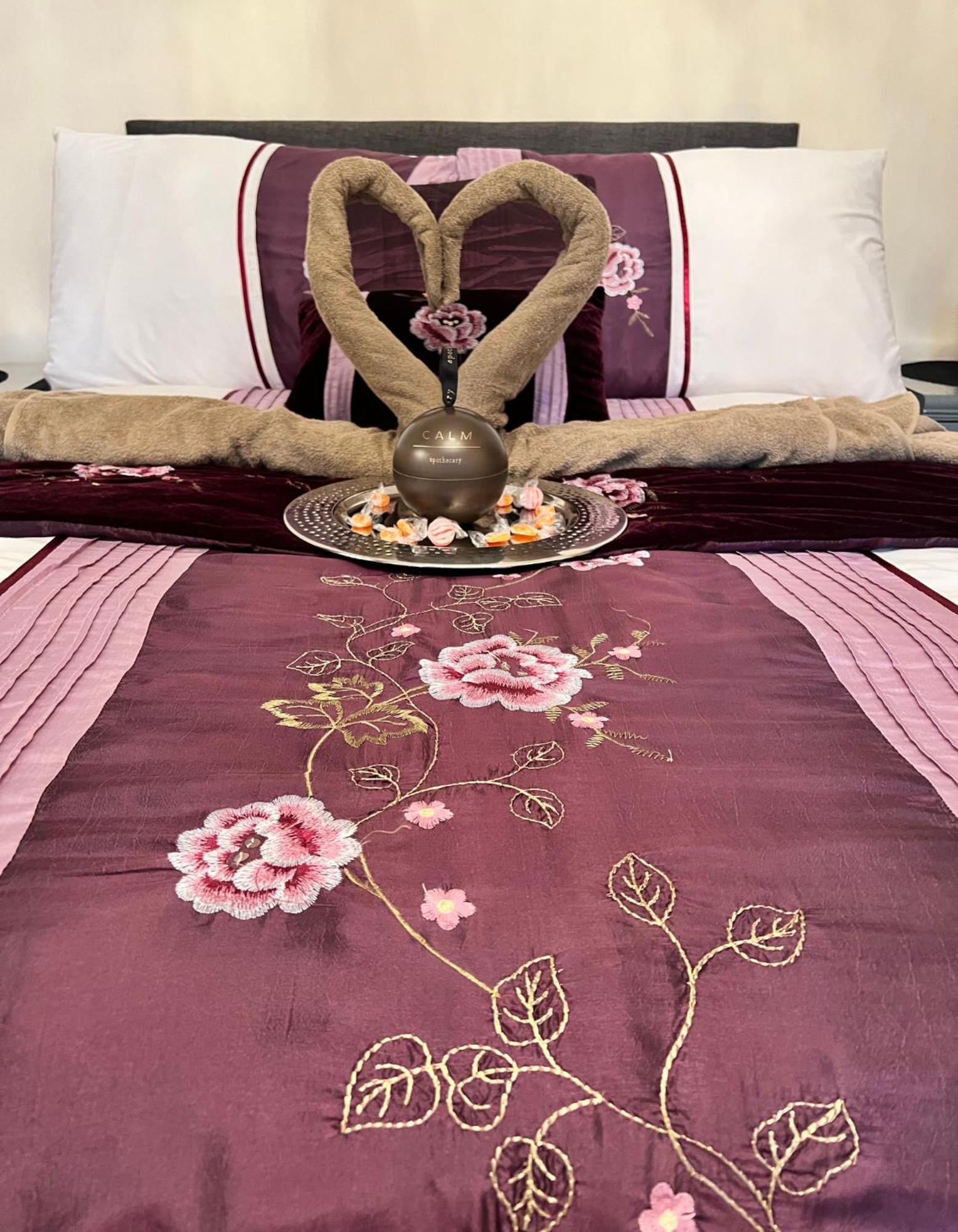Double Room In Great Barr Near M5 - M6 - Parking - Tv Bed-Garden เบอร์มิงแฮม ภายนอก รูปภาพ